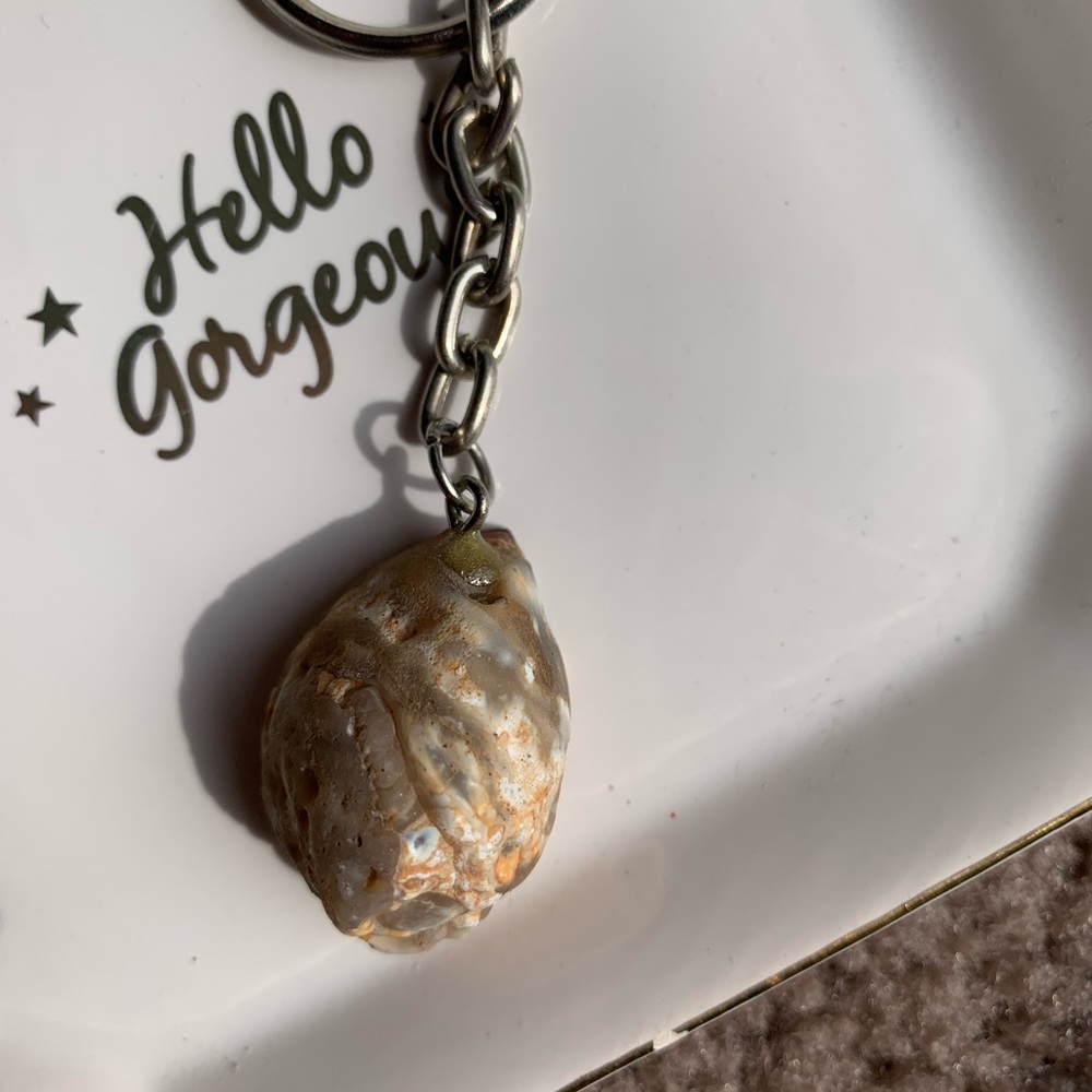 Geode keychain - Picture 3 of 3